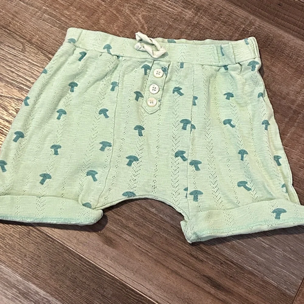 50%offw❤️ Kate Quinn Baby Gender Neutral Shorts green mushroom 3t